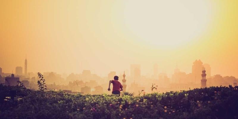 乐乐1061户外直播实践：移动直播间如何深入街头巷尾，以社区服务与本地资讯捕捉城市脉搏